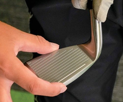 ジュニアクラブを選ぶポイントは？小学生ゴルファーが最新クラブを試打！