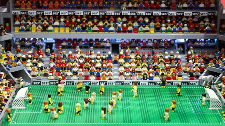 日本代表選手と同僚の36歳主将、ガチのLEGO職人だった！「単なるサッカー選手じゃない」