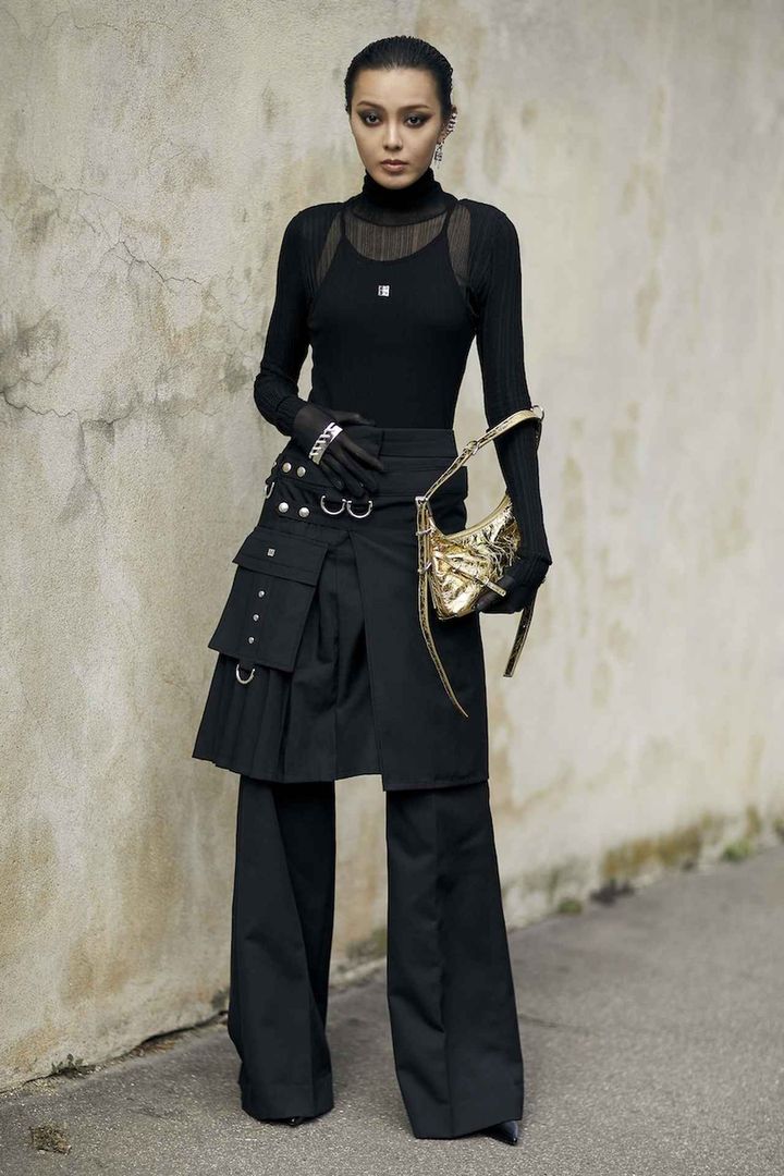 画像: 黒をとことん格好良く着こなす