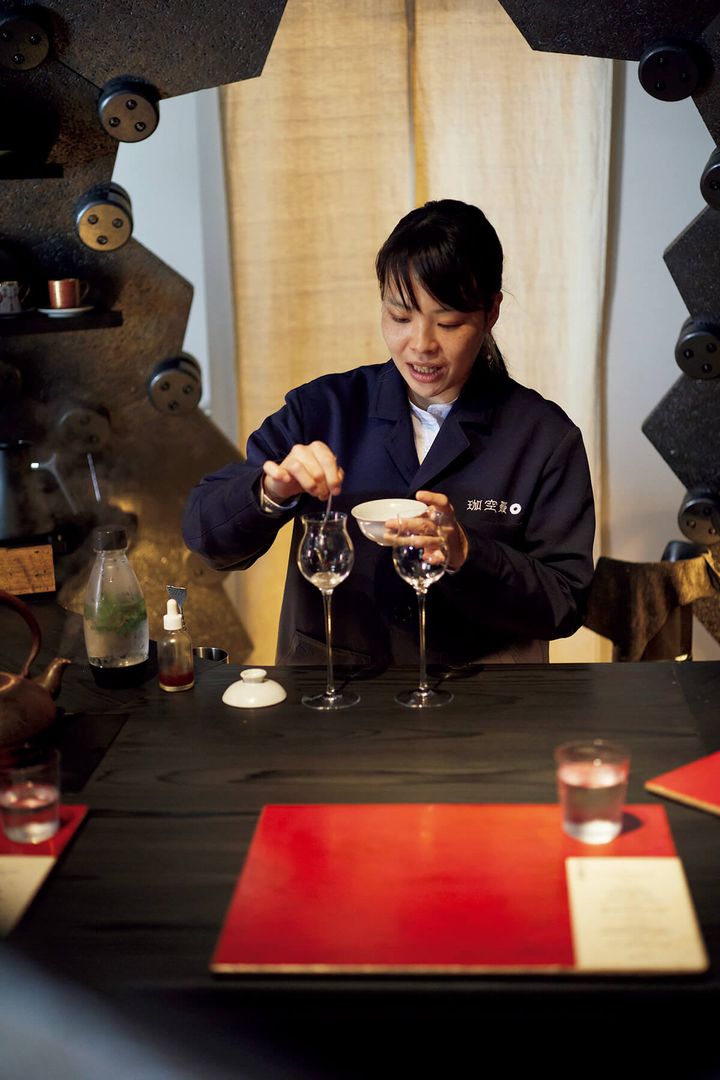 東京〈珈空暈〉バリスタ・鈴木樹