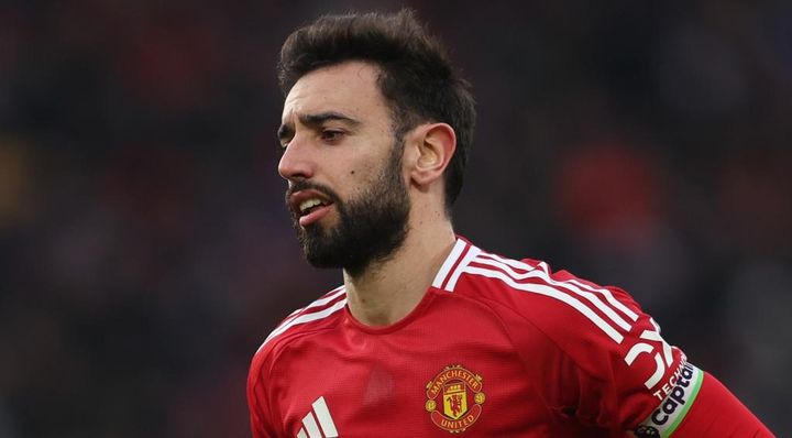 経費削減の世界的名門チーム、主将がスタッフの追加費用を自腹で支払おうとするも拒否される