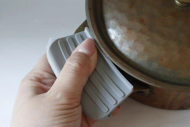 ダイソー 鍋掴み 耐熱