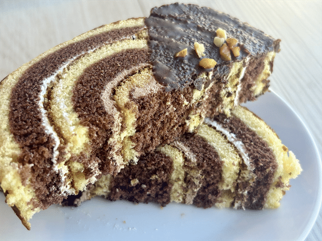 2種のしっとりロール断面