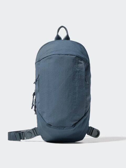 2024ユニクロ女性おすすめクロスボディバッグ