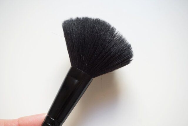 メイクブラシ