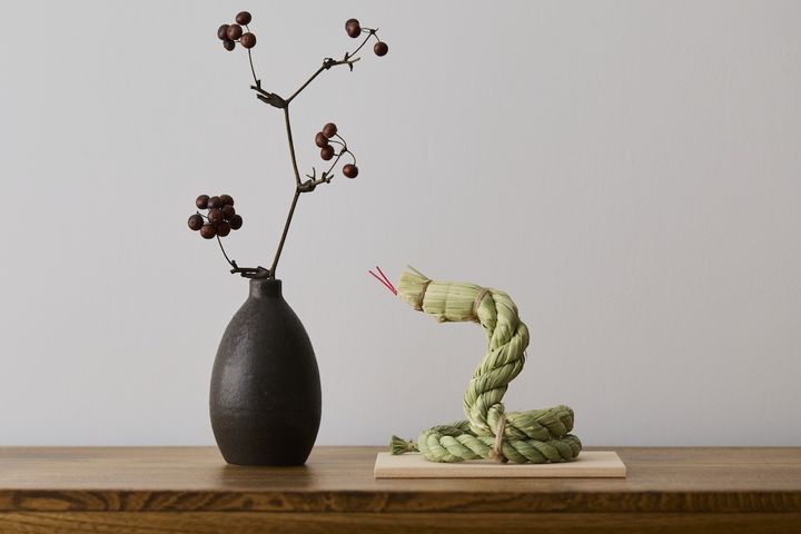 干支の勝わら細工 巳