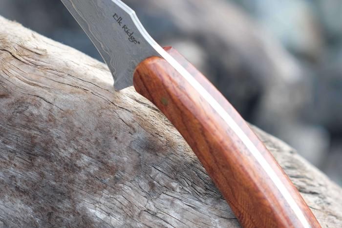 Elk RidgeのDamascusⅡのフルタングブレード