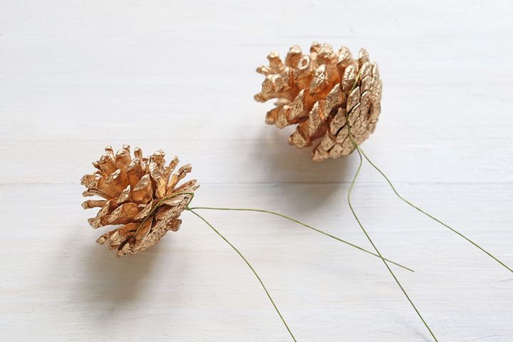 松ぼっくりのワイヤリング