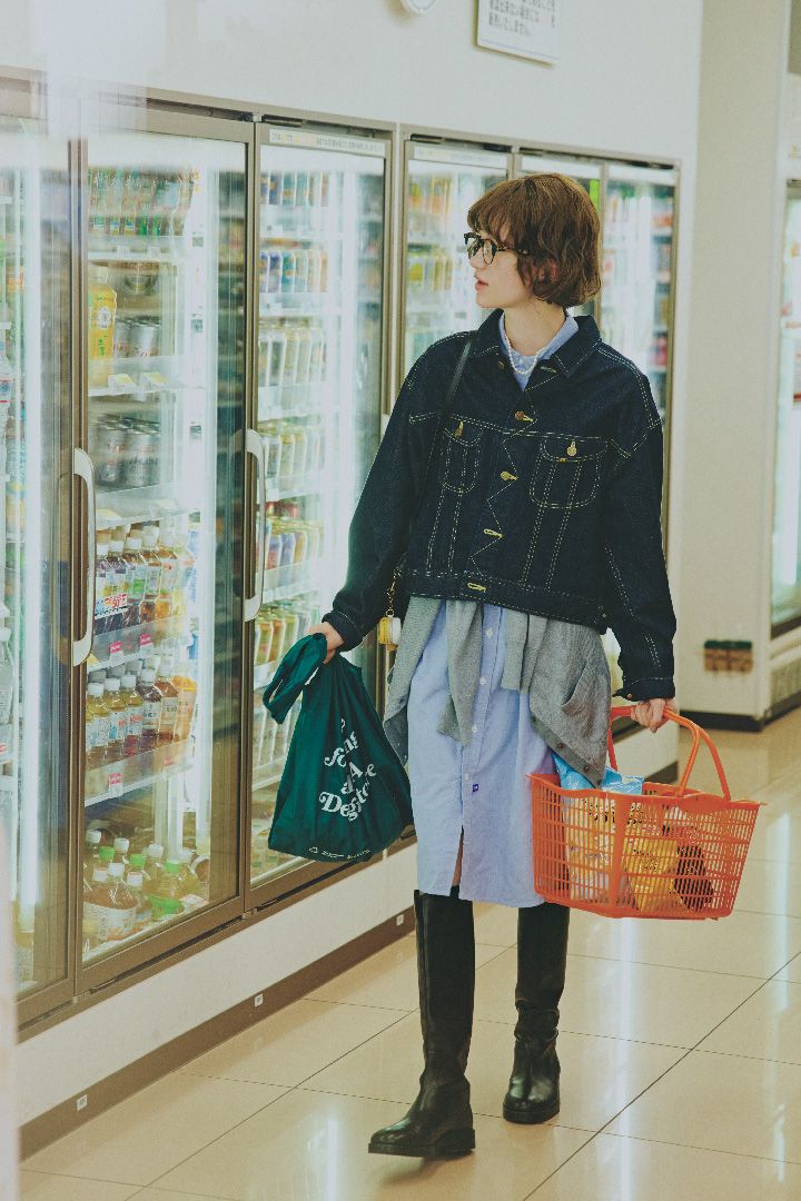 そのまま着るだけじゃもったいない！おしゃれな人のシャツワンピースの着こなし4選