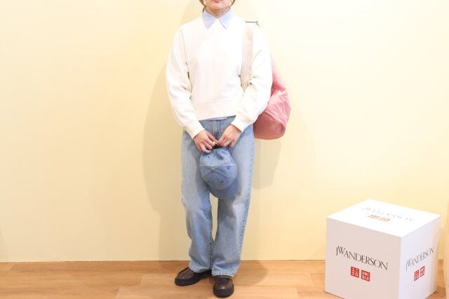 ユニクロのJWAスウェットシャツ3