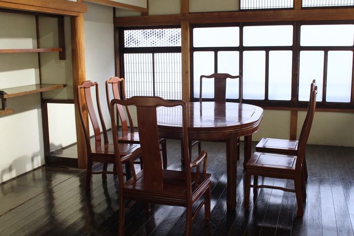 ギャラリー「雨月」