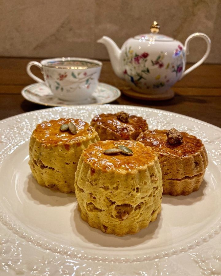 「紅茶＋スコーンセット」／© AFTERNOON TEA ROCHER