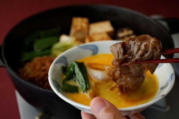 卵につけて食べる