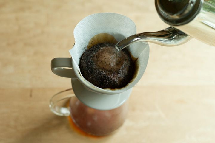コーヒーを入れる