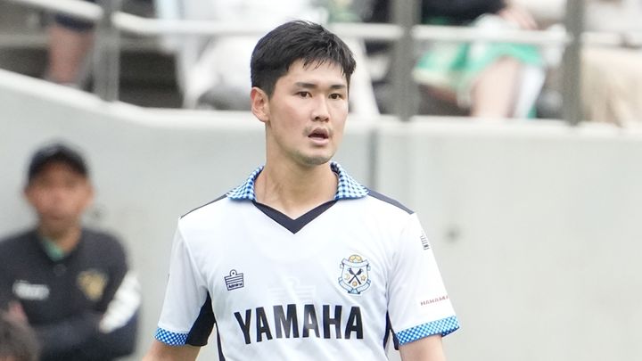 久保建英の“相棒”だった24歳MF、宿敵チームへまさかの移籍！「ダービーは絶対に負けたくない」