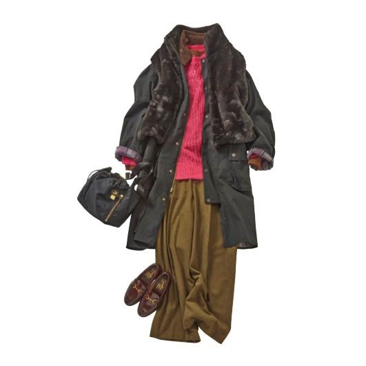 ファーベストは着まわし コート￥60,500（バブアー × デミルクス ビームス／デミルクス ビームス 新宿） ニット￥13,200（ジャーナル スタンダード）、ロンT￥6,600（ジャーナル スタンダード／ともにジャーナル スタンダード 自由が丘店） パンツ￥22,000（アダム エ ロペ／ジュンカスタマーセンター） バッグ￥25,300（オルサ） ローファー￥39,600 （カステラーノ／フラッパーズ）