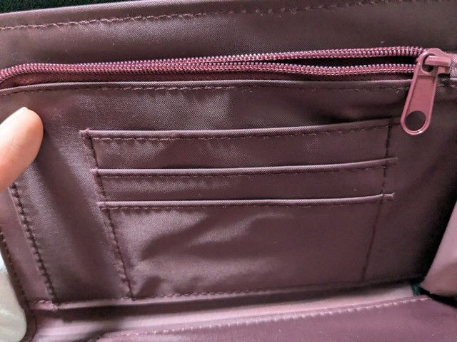 JALスマホショルダー内ポケット