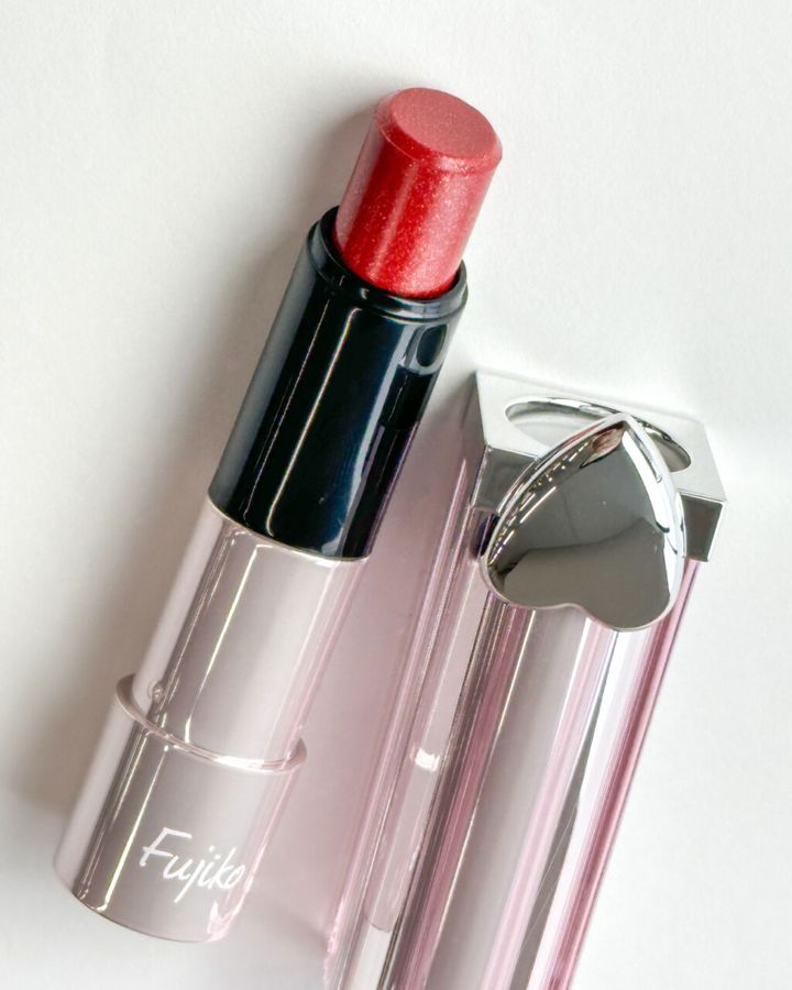 Fujiko ノールックリップ