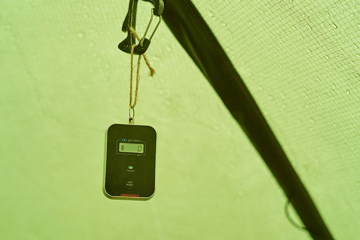 意外と知らない！冬キャンプで役に立つ薪ストーブの豆知識