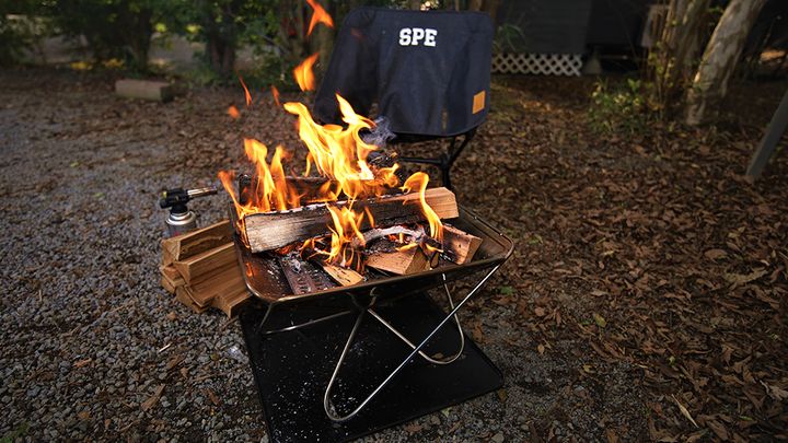 意外と知らない！冬キャンプで役に立つ薪ストーブの豆知識