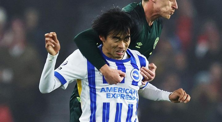 日本代表FW三笘薫「途中交代に不満げ」と現地が伝えたワケとは