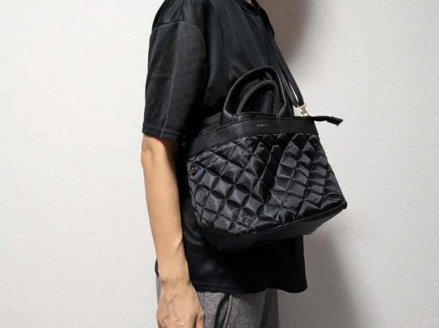 バックをかけた姿