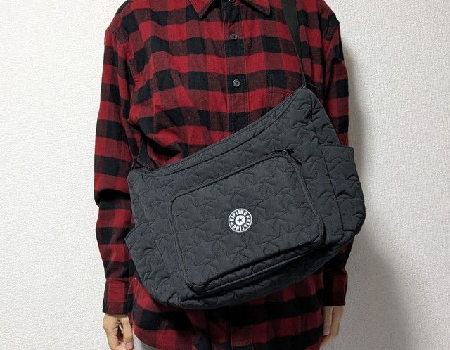 ショルダーストラップ