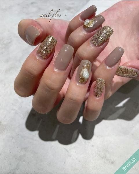 nail PLUS+が投稿したネイルデザイン [photoid:I0121908] via Itnail Design (744687)