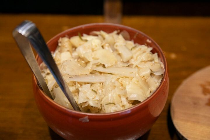 「粋で豪快で手頃」を楽しむ江戸前天丼「日本橋 天丼 金子半之助」