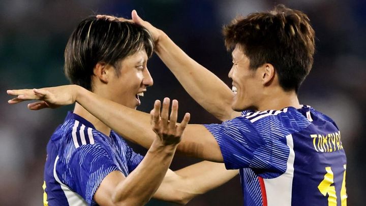 26歳と25歳の現役日本代表選手、41歳の代表OBとクリスマスを一緒に過ごす