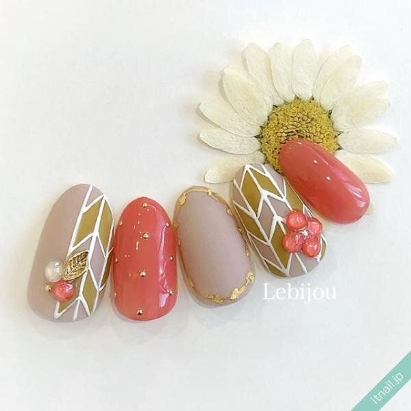 Le bijouが投稿したネイルデザイン [photoid:I0123061] via Itnail Design (744882)