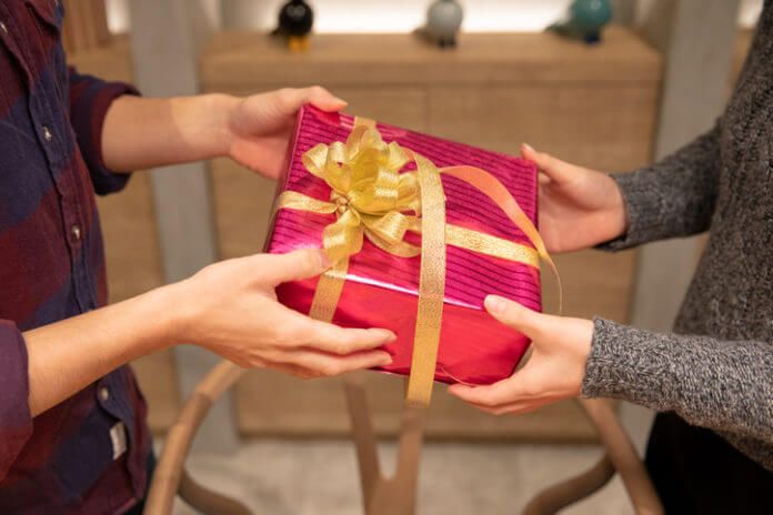 いつまでもラブラブな秘訣♡おしどり夫婦の愛情表現7選