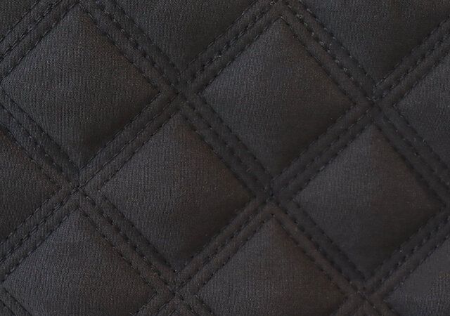 宝島社ムック付録のmozの2WAYキルティングバッグ4