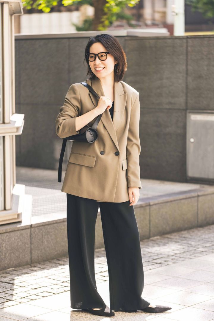 今田礼奈のワンショルダーコーデ