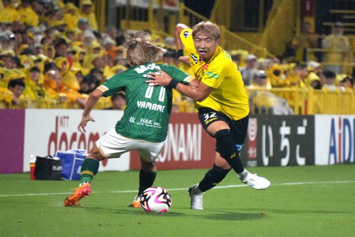 【インタビュー】J1柏レイソルDF関根大輝が進むプレミアリーグへの道「絶対にプロで通用しない」CBが日本代表のSBになるまで