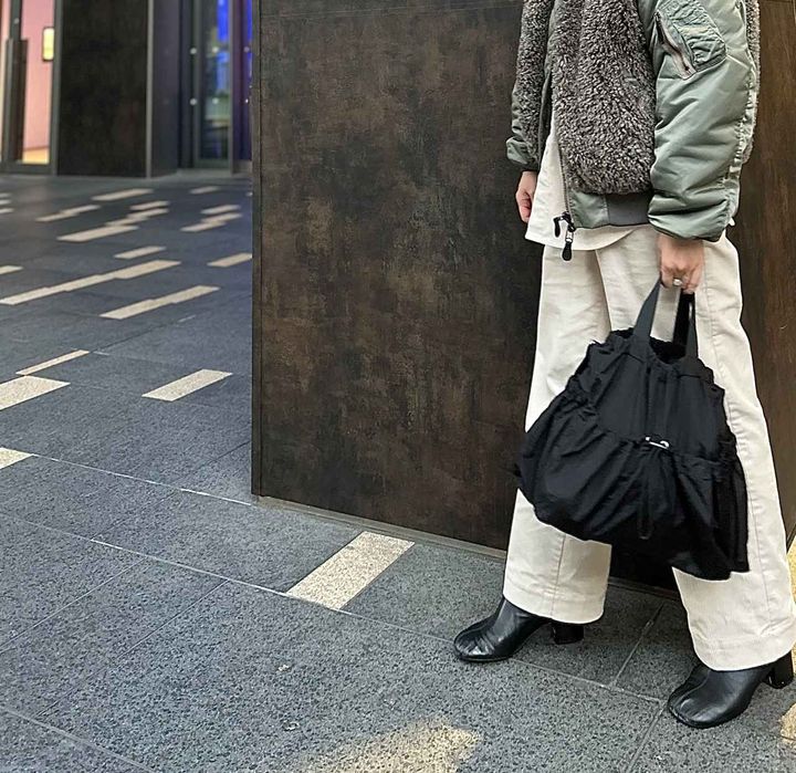 画像3: 【GU】ギャザーポケットバッグ¥1,990 www.gu-global.com