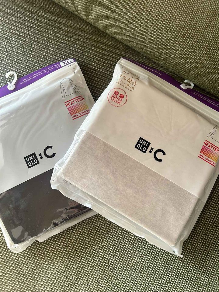 画像: 【UNIQLO：C】極暖ヒートテックカシミヤブレンドタートルネックT各¥1,990 www.uniqlo.com