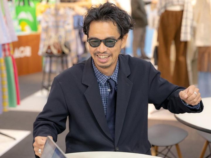 画像: なぜ、コンビニでトレンド服？