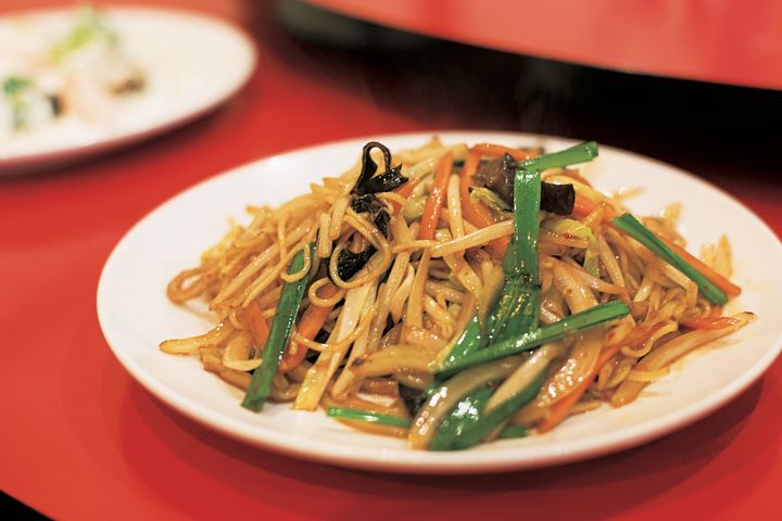 純華楼の四川焼きそば