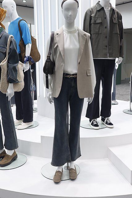 GUのスリムフレアジーンズ2