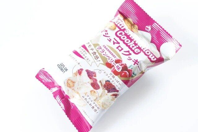 ダイソー マシュマロクッキー クランベリー味