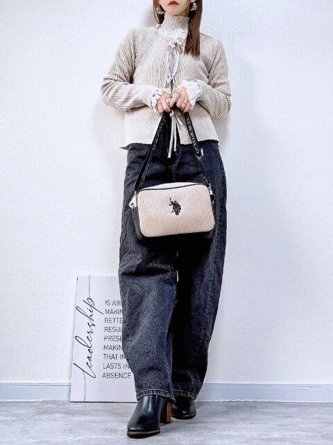 GU フロントリボンカーディガンQ デニム合わせ