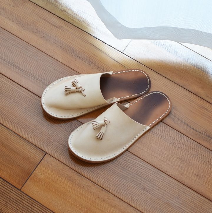 〈Hender Scheme〉のスリッパ