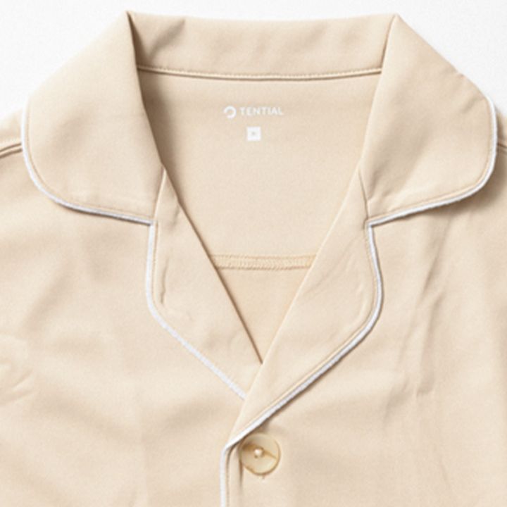 前開きタイプで吸湿速乾が嬉しい