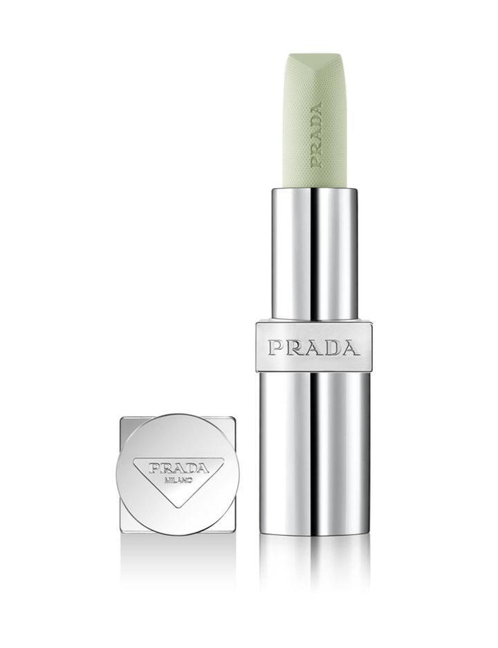 画像: 【PRADA BEAUTY】「リップ バーム オプティマイジング ケア」U000 ¥7,260 (税込)、リフィル ¥5,830 (税込)