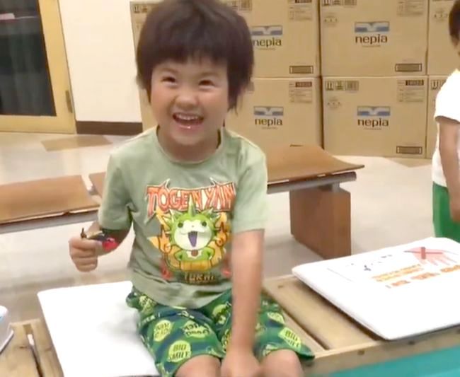 初めてのドクターフィッシュ。兄妹の初めて体験を比べてみたら