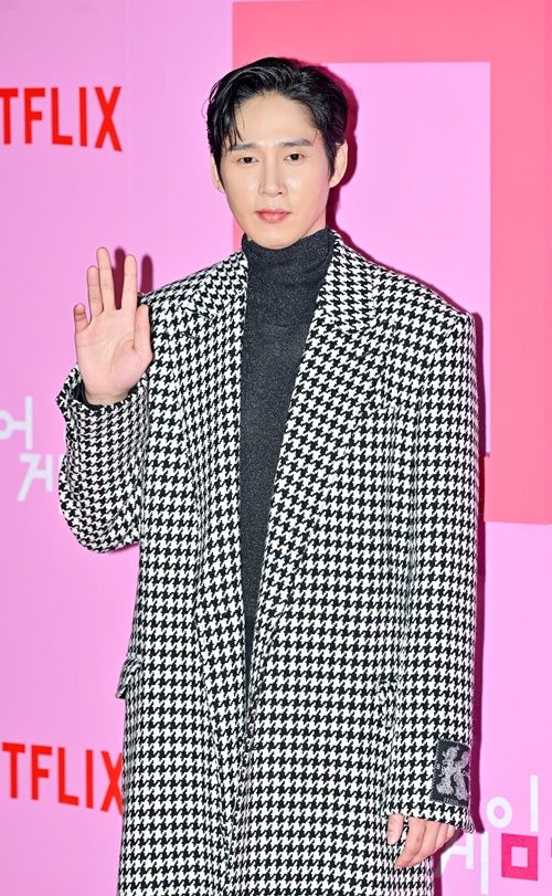 パク・ソンフン