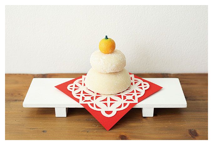 お正月に作りたい「鏡餅の敷き紙」。型紙をダウンロード、写して切ってできあがり！の画像1