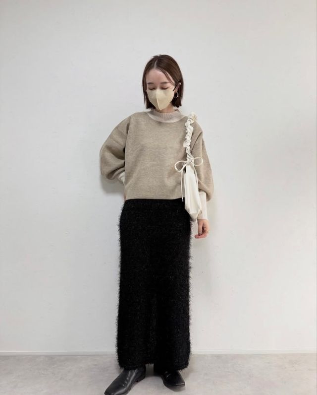 フェザーヤーンスカート