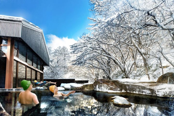 巨大露天水風呂